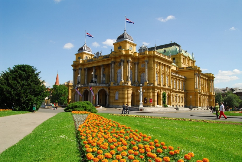 50% POPUSTA NA ULAZNICE ZA FENOMENALNU KOMEDIJU OSCARA WILDE-A &bdquo;VAŽNO JE ZVATI SE E...