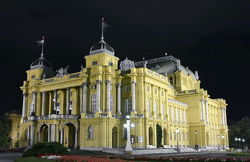 &bdquo;GOSPODA GLEMBAJEVI&ldquo; U HRVATSKOME NARODNOM KAZALI&Scaron;TU ZA SAMO 32,50 KUNE!...