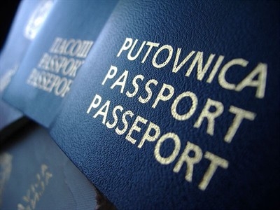 Fotografiranje za biometrijsku putovnicu i ostale dokumente u Studiju FOTO-SUPER-A