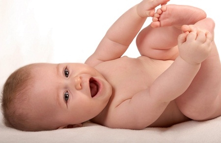 Liječnički pregled za bebe uz ultrazvuk bebinih kukova u ortopedskoj ordinaciji SAN...