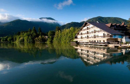 Odmor od ljetnih vrućina uz prekrasno jezero i smje&scaron;taj u Hotelu BOR i Gradu Hrib...