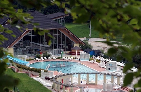 2 noćenja s doručkom za 2 osobe u Termama SNOVIK u Sloveniji
