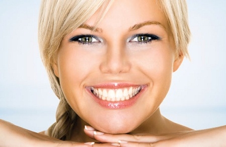 Izmjena plombe (kompozitnog ispuna) u Ordinaciji dentalne medicine ASANČAIĆ