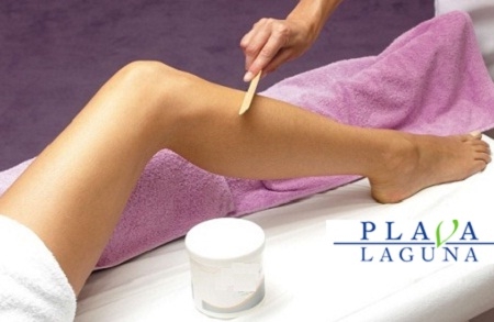 Peeling i depilacija cijelih nogu sa voskom u salonu PLAVA LAGUNA