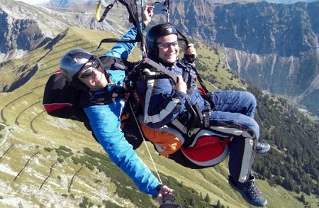 Doživite potpunu slobodu i pogledajte svijet iz sasvim nove perspektive uz paraglid...