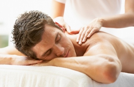 Medicinsko sportska masaža cijeloga tijela u salonu RELAX