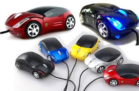 USB mi&scaron; za kompjuter ili laptop u obliku auta u boji po izboru