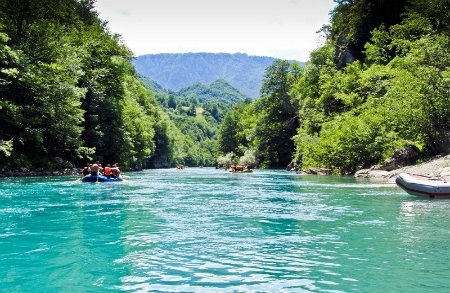 Rafting na Tari - nezaboravna avantura uz 2 noćenja u rafting kampu IVONA