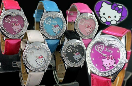 Hello Kitty sat za djevojčice u obliku srca u boji po vlastitom izboru